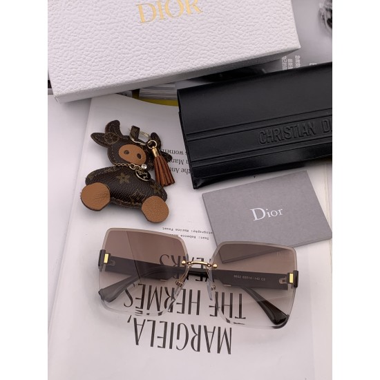 Dior SUNGLASSES