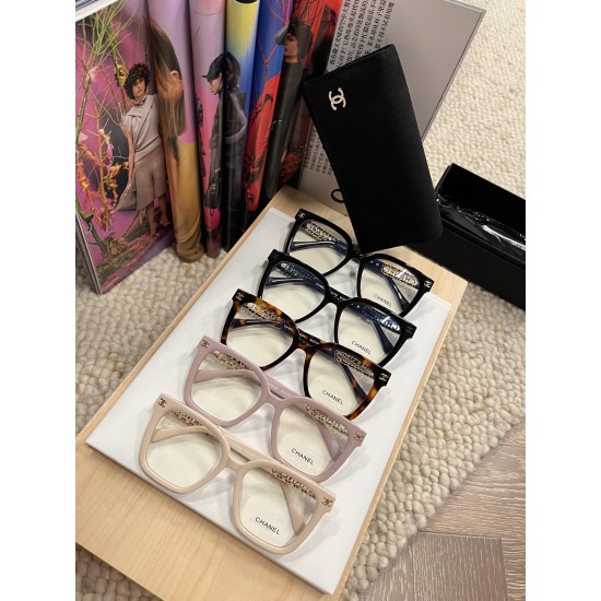 CHANEL SUNGLASSES