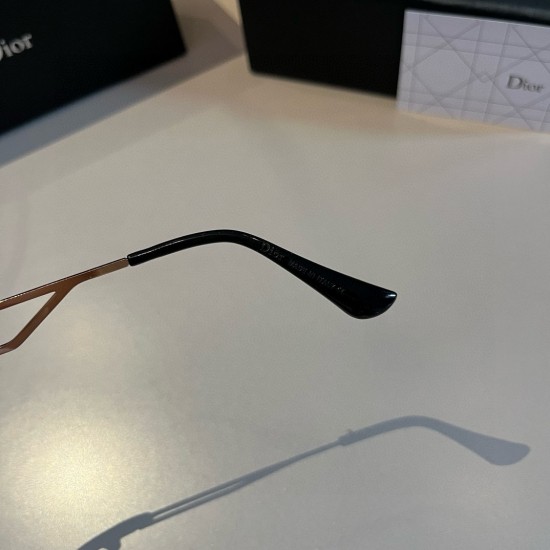 Dior SUNGLASSES