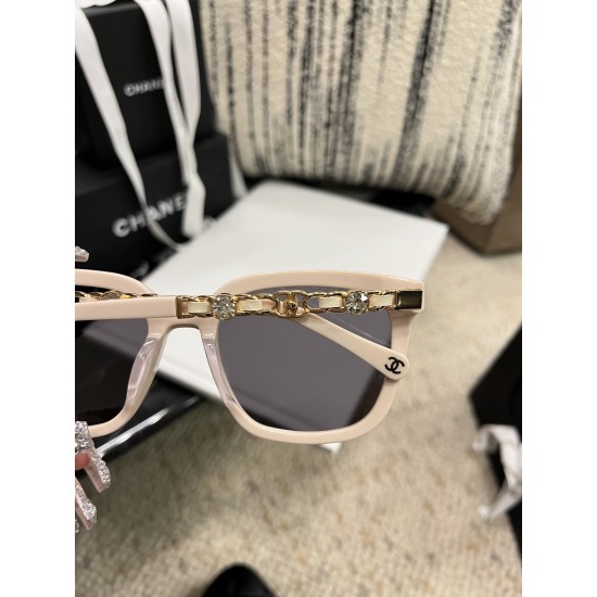 CHANEL SUNGLASSES