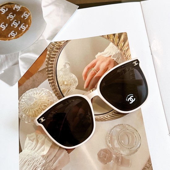 CHANEL SUNGLASSES
