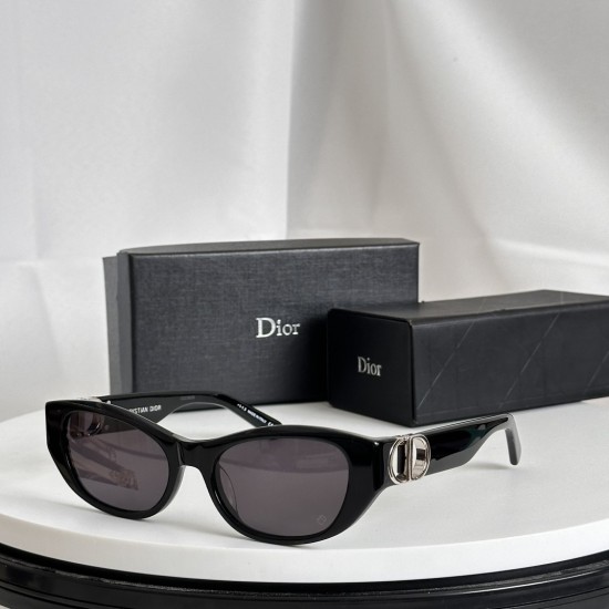 Dior SUNGLASSES