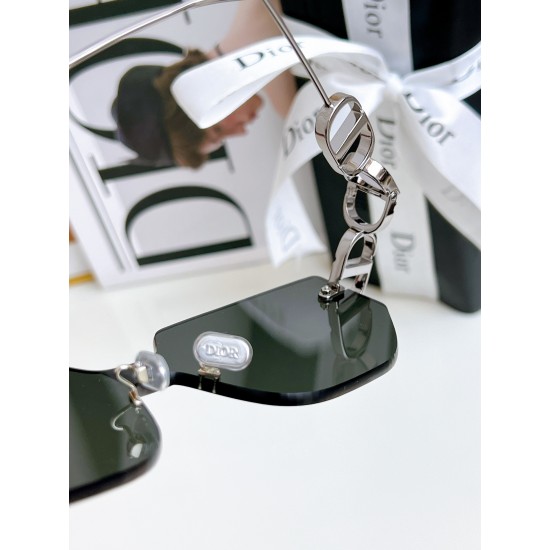 Dior SUNGLASSES