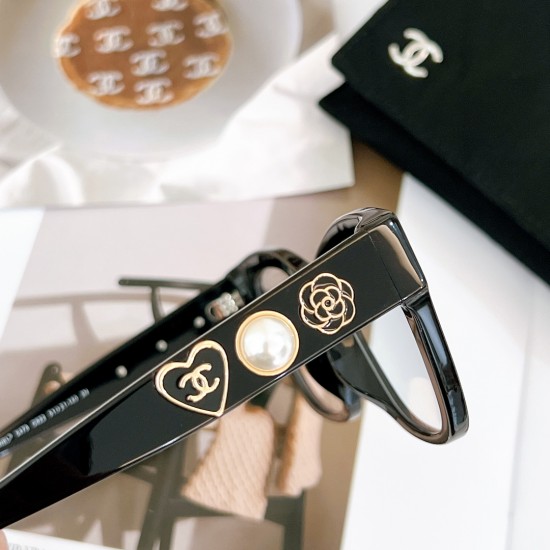 CHANEL SUNGLASSES