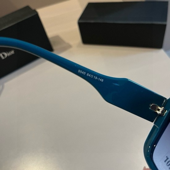 Dior SUNGLASSES