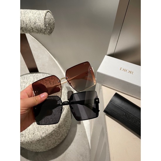 Dior SUNGLASSES