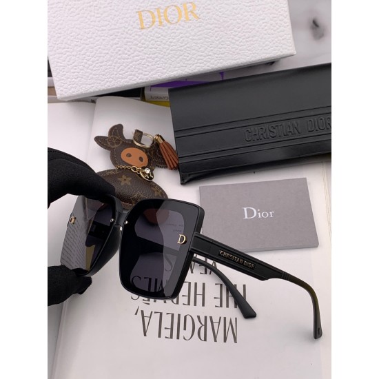 Dior SUNGLASSES