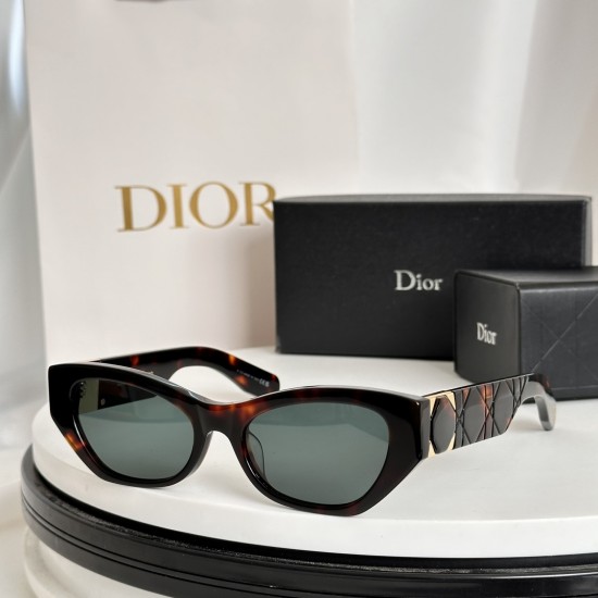 Dior SUNGLASSES
