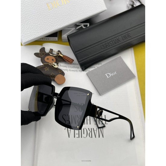 Dior SUNGLASSES