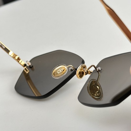 Dior SUNGLASSES