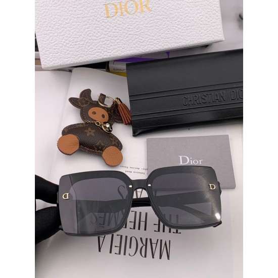 Dior SUNGLASSES