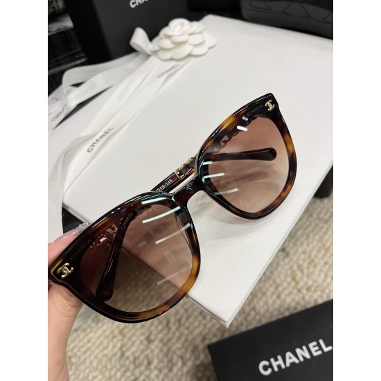 CHANEL SUNGLASSES
