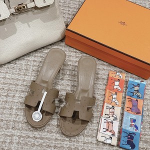 Hermes Oasis sandals