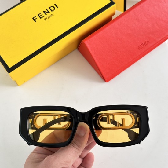 FENDI SUNGLASSES