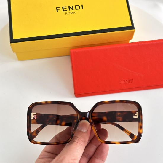FENDI SUNGLASSES
