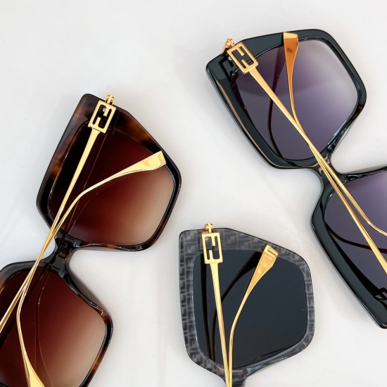 FENDI SUNGLASSES