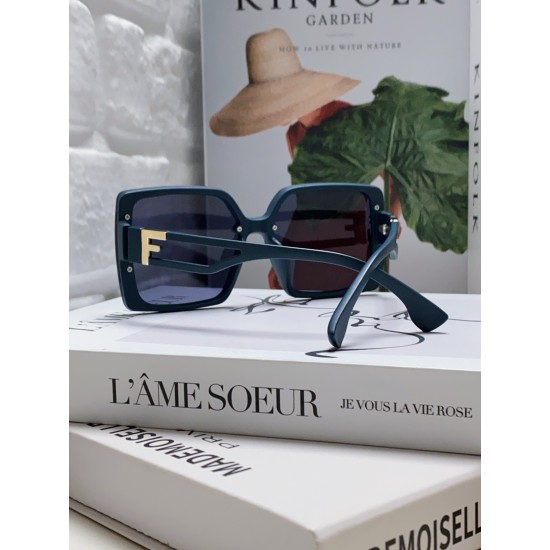 FENDI SUNGLASSES