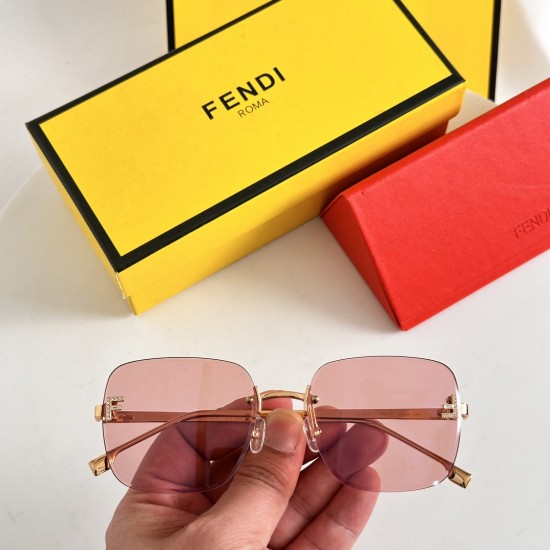 FENDI SUNGLASSES