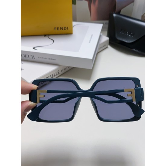 FENDI SUNGLASSES