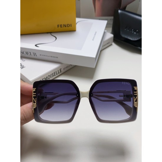 FENDI SUNGLASSES