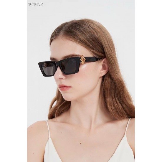 FENDI SUNGLASSES