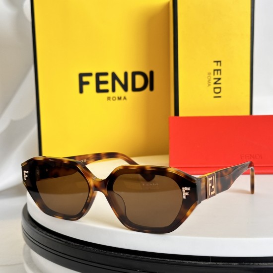 FENDI SUNGLASSES
