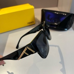 FENDI SUNGLASSES
