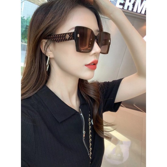 FENDI SUNGLASSES