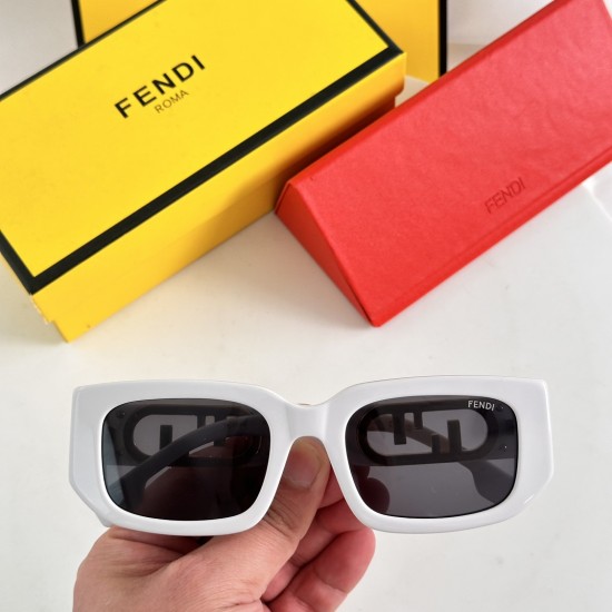 FENDI SUNGLASSES