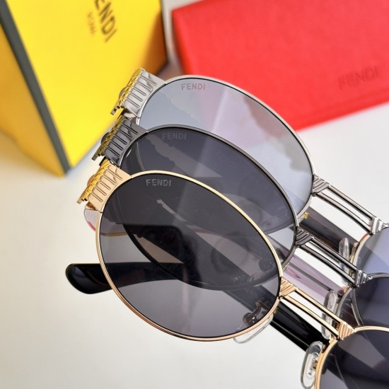 FENDI SUNGLASSES