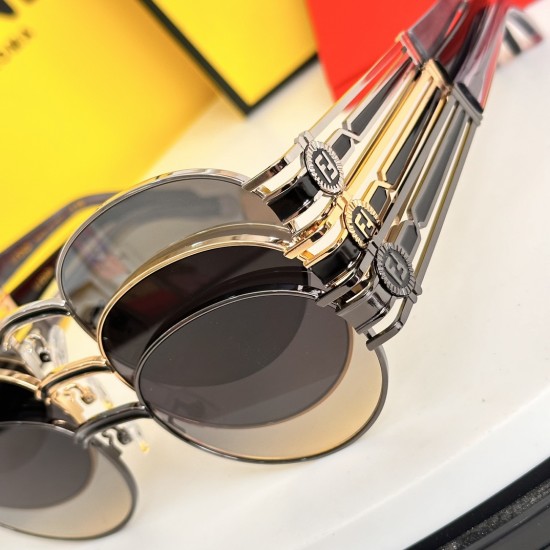 FENDI SUNGLASSES