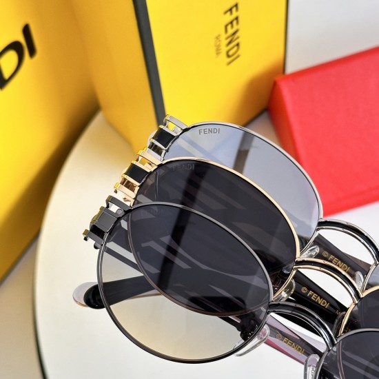 FENDI SUNGLASSES