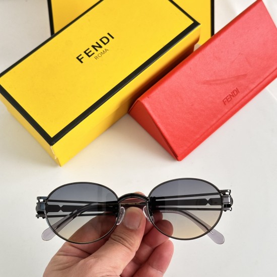 FENDI SUNGLASSES