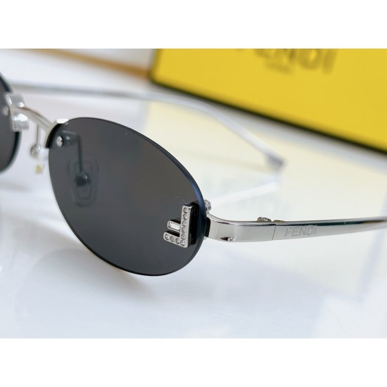 FENDI SUNGLASSES