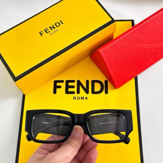 FENDI SUNGLASSES
