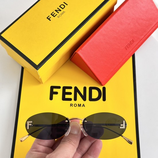 FENDI SUNGLASSES