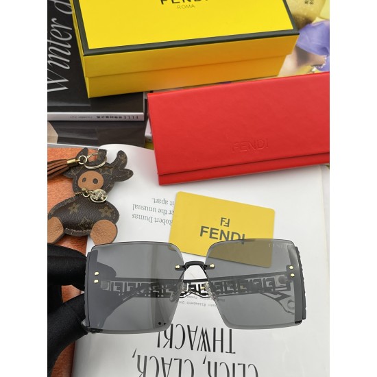 FENDI SUNGLASSES