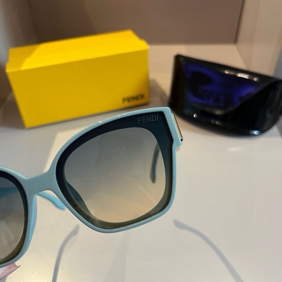 FENDI SUNGLASSES