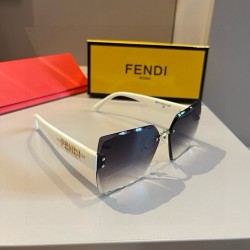 FENDI SUNGLASSES