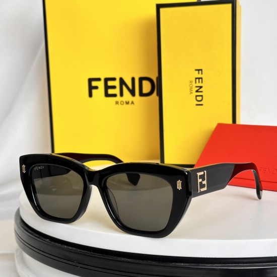 FENDI SUNGLASSES