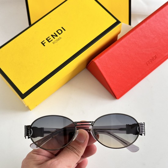 FENDI SUNGLASSES