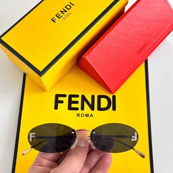 FENDI SUNGLASSES