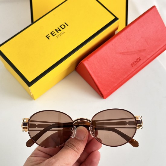 FENDI SUNGLASSES