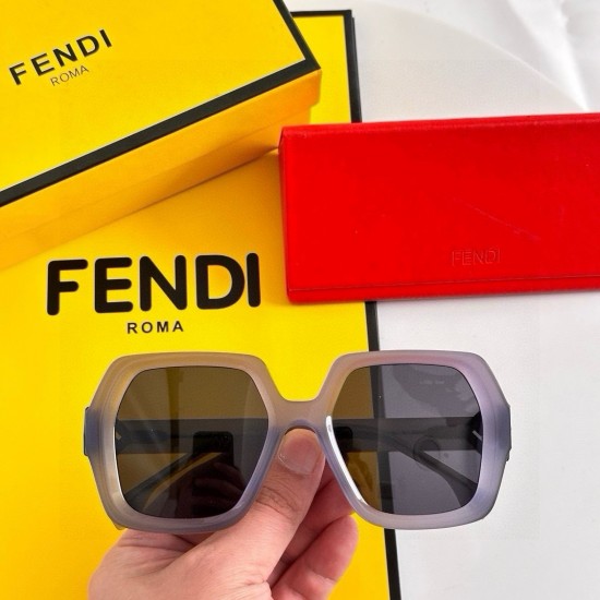 FENDI SUNGLASSES