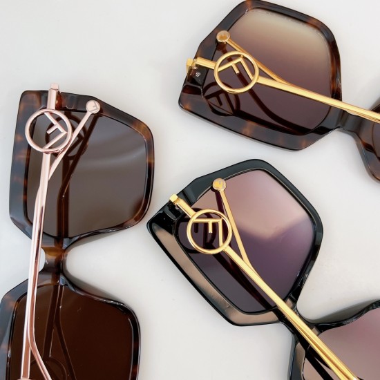 FENDI SUNGLASSES