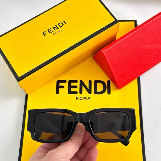 FENDI SUNGLASSES