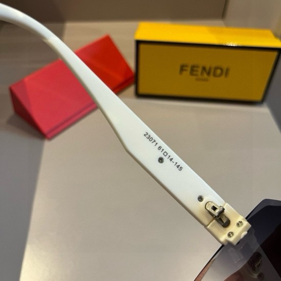 FENDI SUNGLASSES