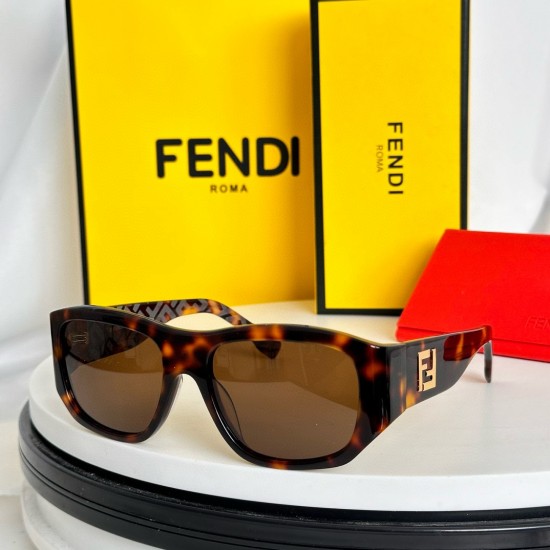 FENDI SUNGLASSES