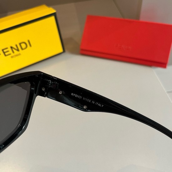 FENDI SUNGLASSES