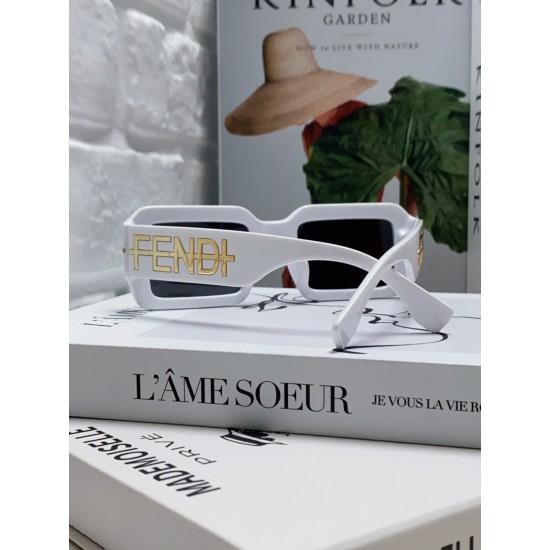 FENDI SUNGLASSES
